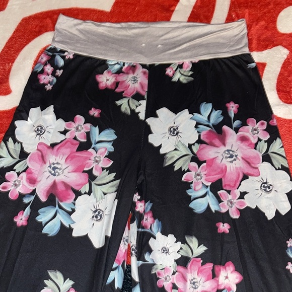 Black Flower Bell Bottom Sweats - Picture 2 of 6